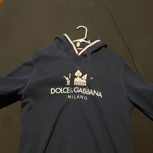 Fits good and no holes or fading color !